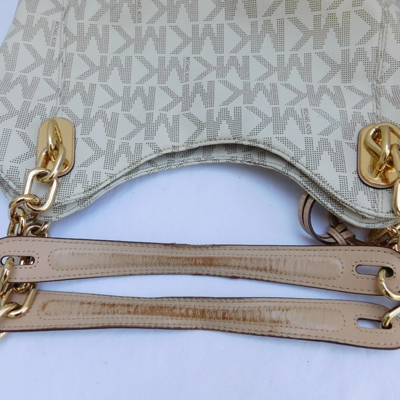 SOLD-MICHAEL KORS SIGNATURE MONOGRAM CHAIN TOTE - Picture 8 of 8